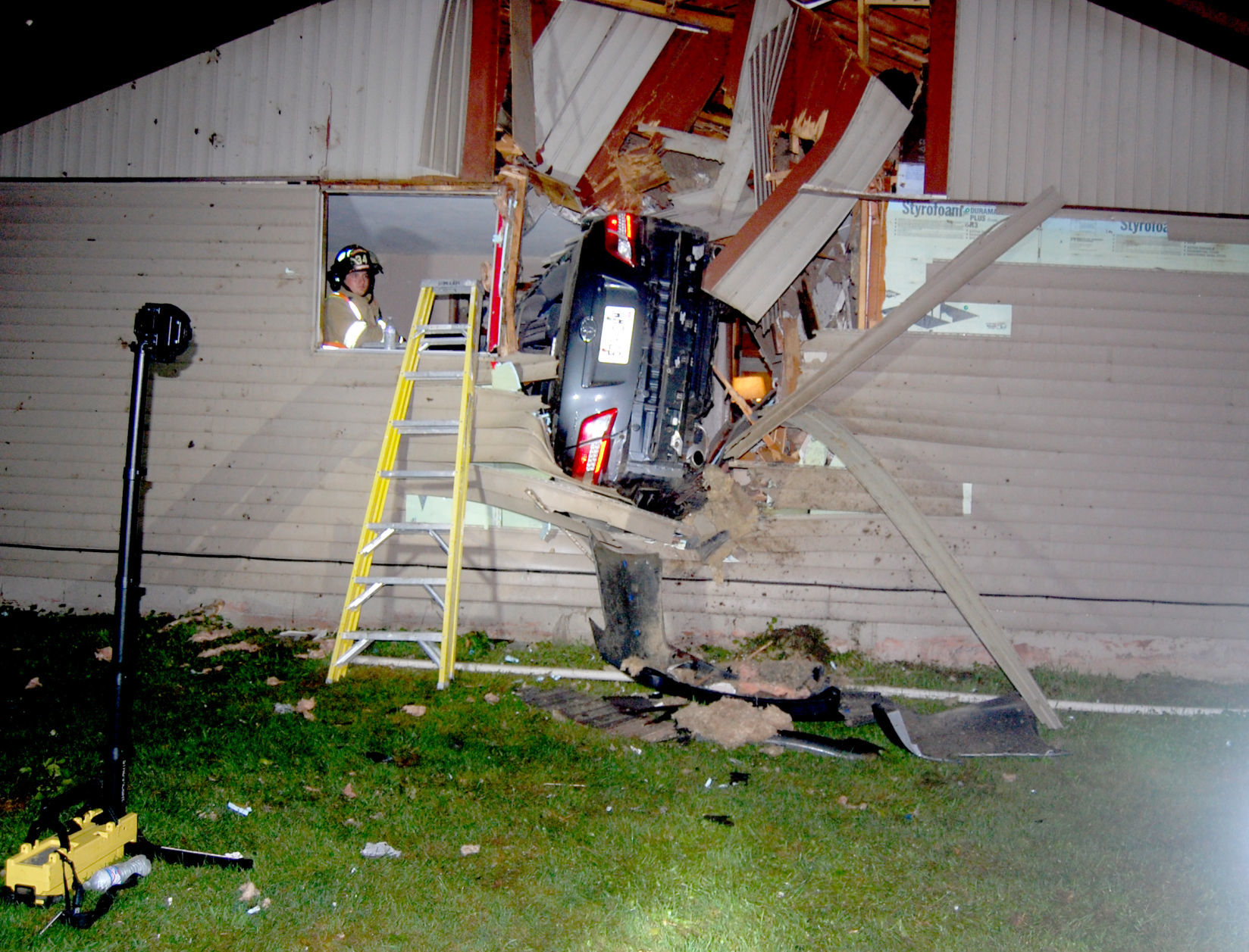 Columbus house car crash file